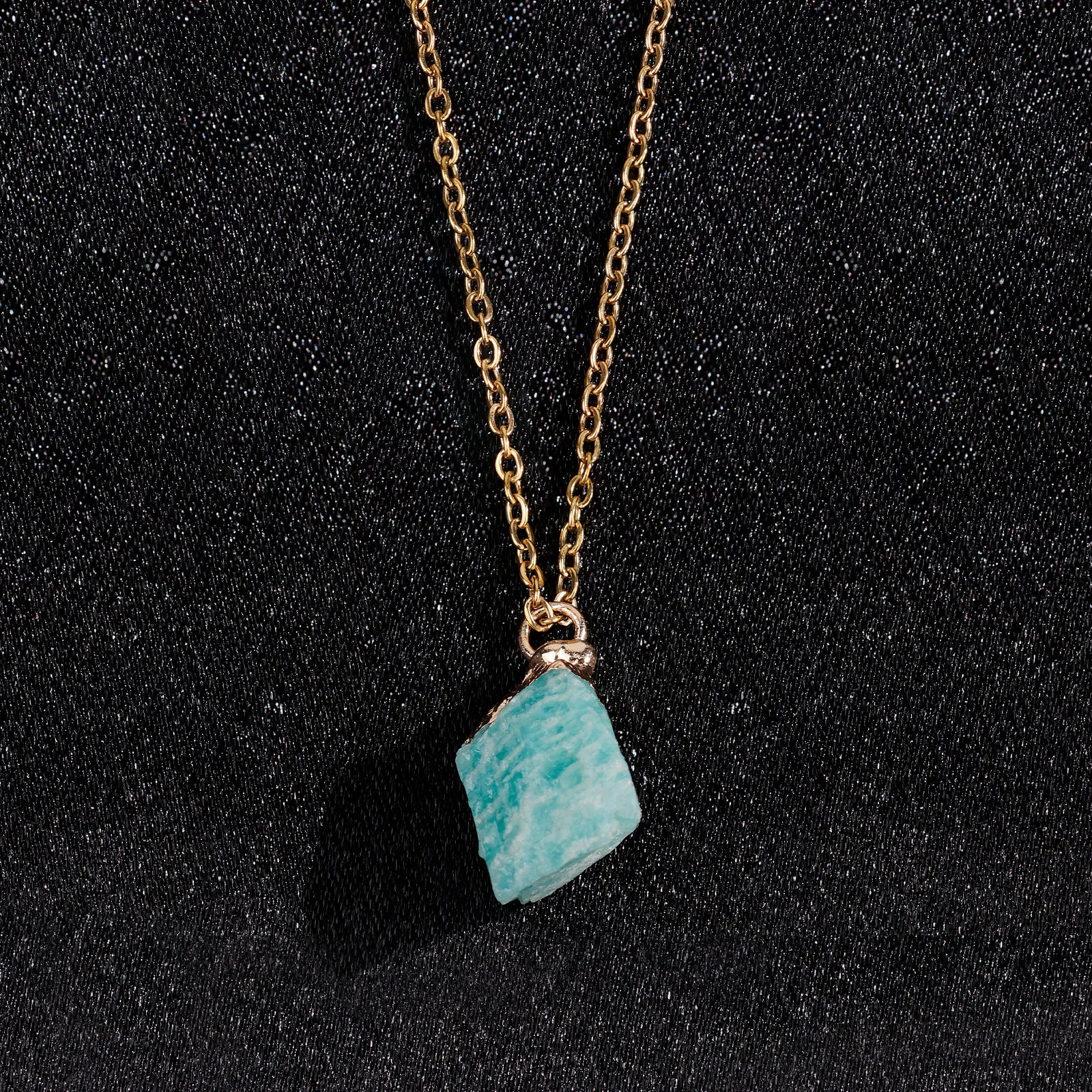 Natural Emerald Necklace – May (Raw Stone)