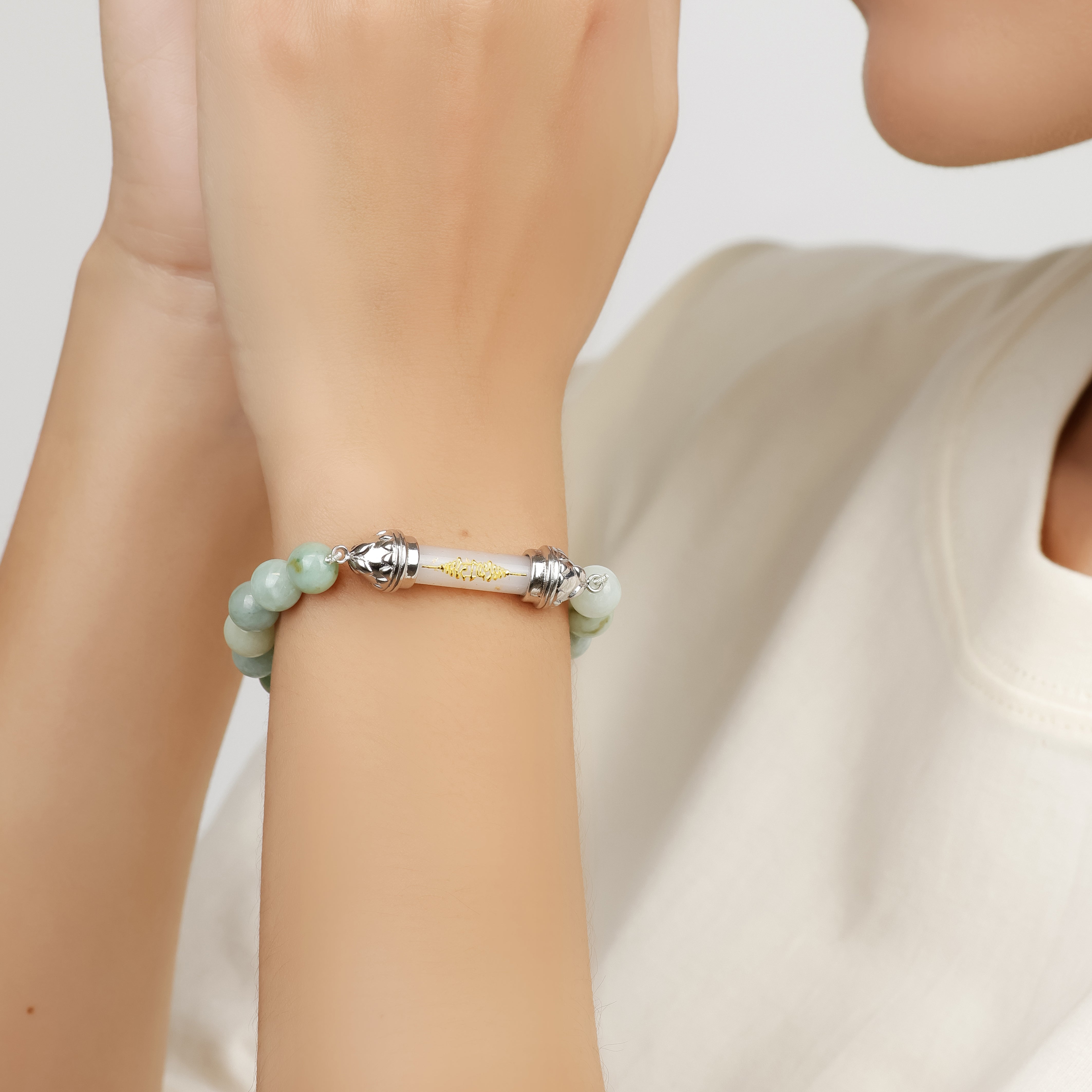 Jade Bracelet with Sacred Takrut Amulet with Beeswax – Prosperity and Wealth
