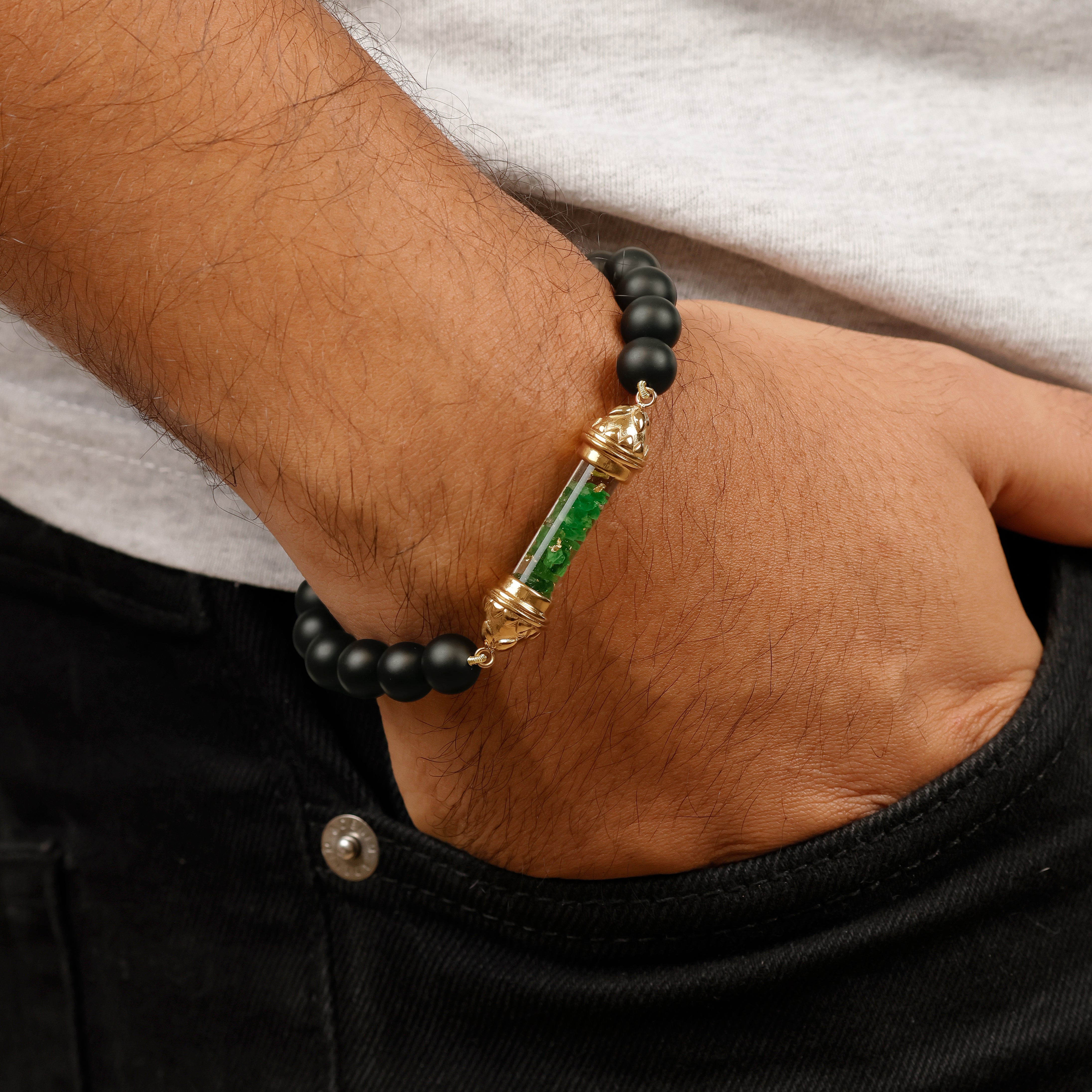 Onyx Bracelet with Sacred Tsavorite Amulet – Strength and Protection