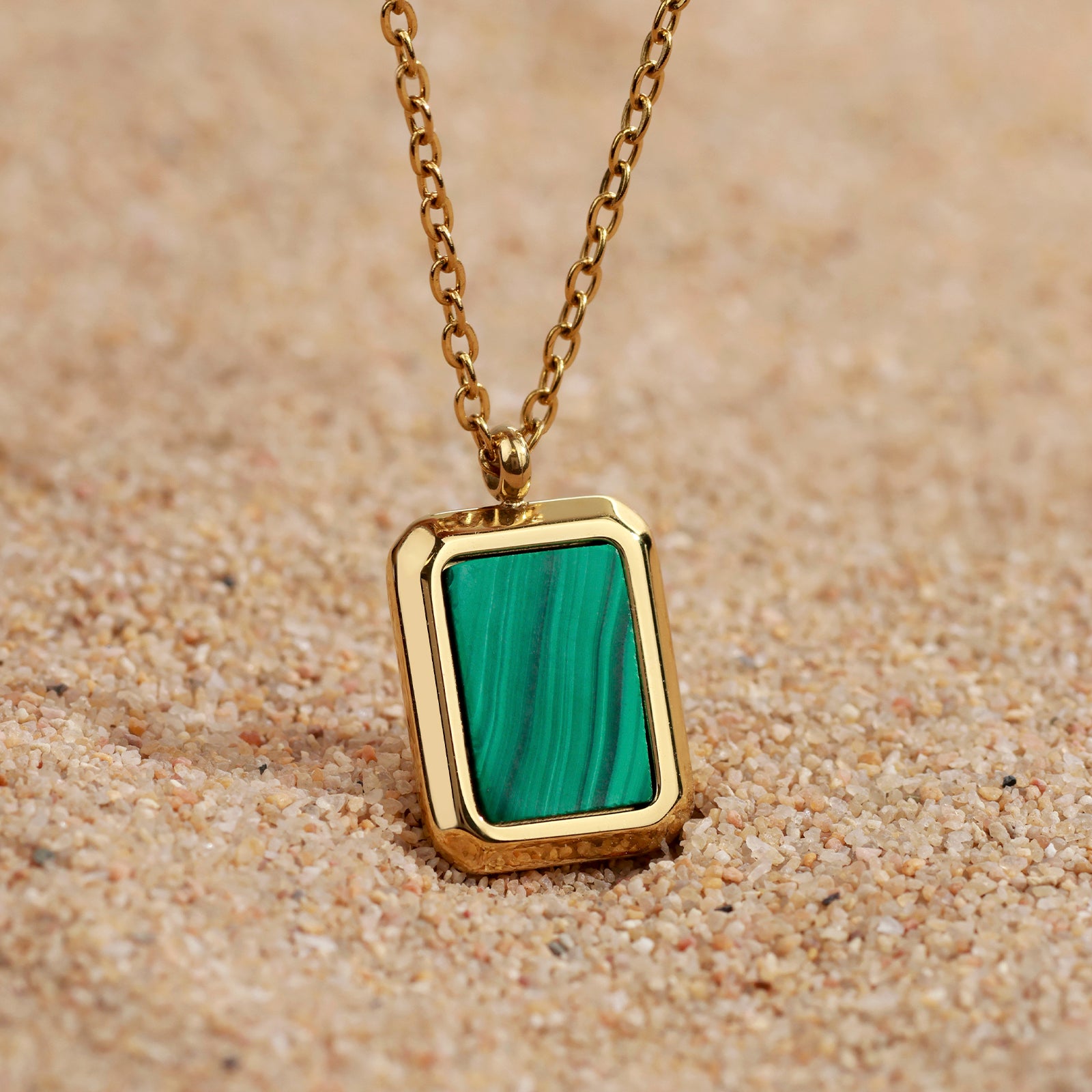 Naos Necklace – Malachite & 18K Gold Finish