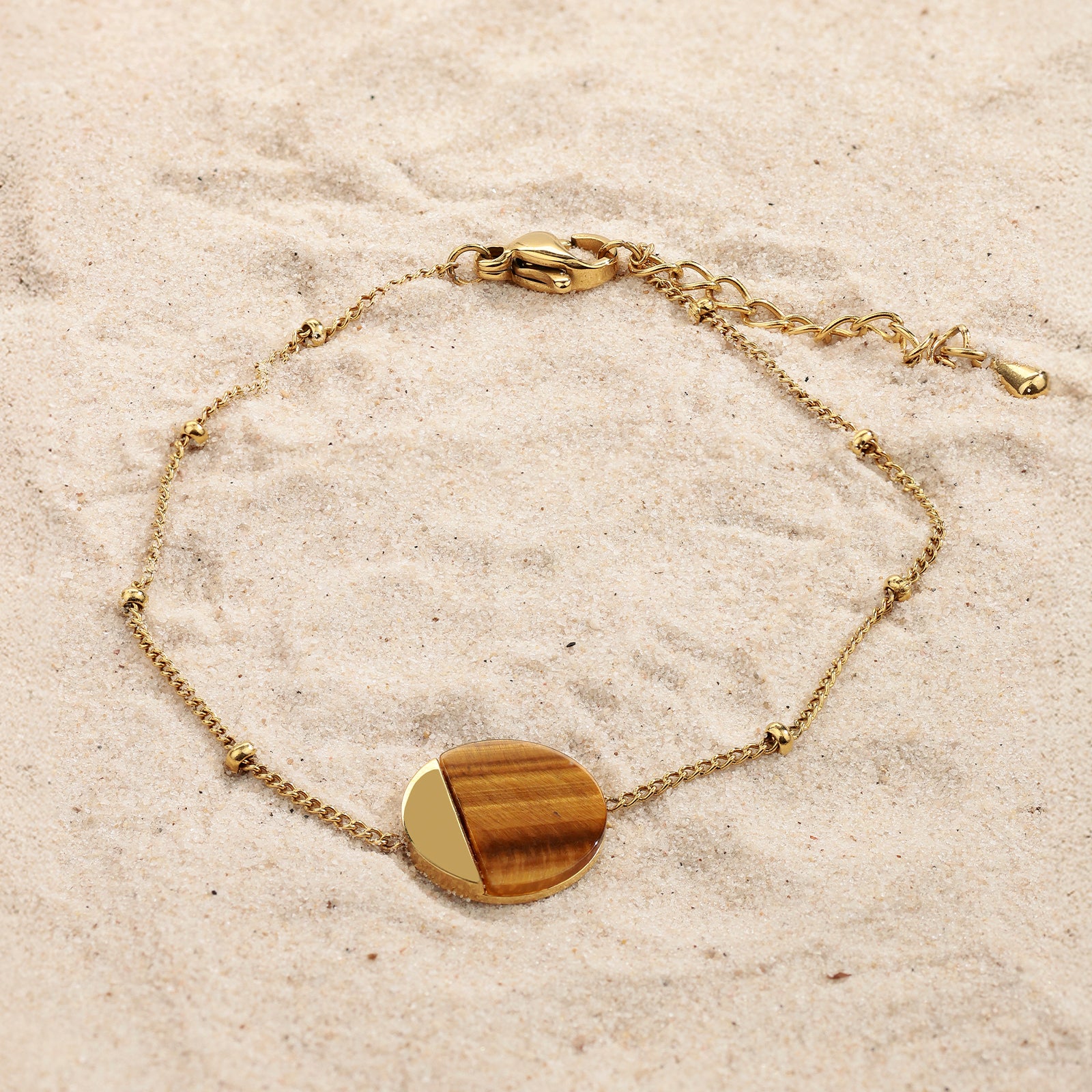 Lamina Tiger Bracelet – Tiger’s Eye & 18K Gold Finish