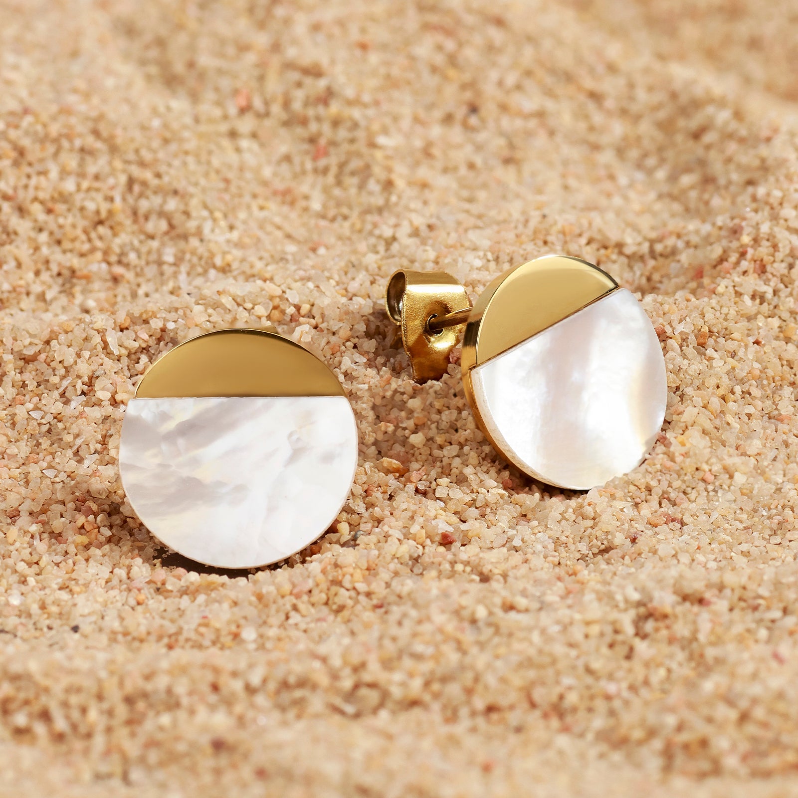 Luna Earrings – Natural Mother-of-Pearl & 18K Gold Finish