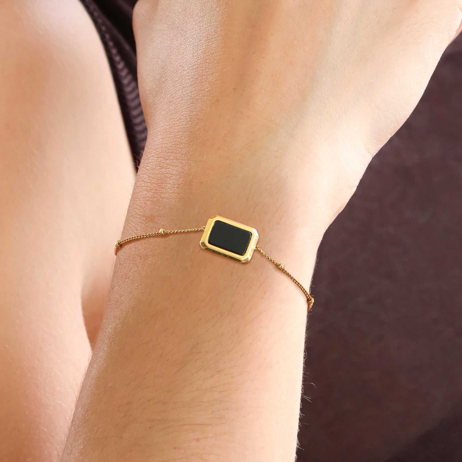 Nocta Onyx Bracelet – Black Onyx & Gold Chain