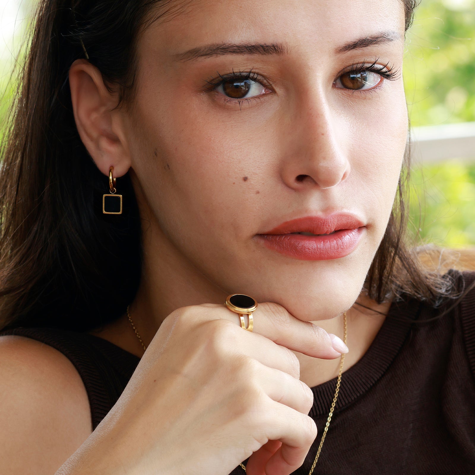 Nocta Onyx Ring – Oval Black Onyx & Gold Setting